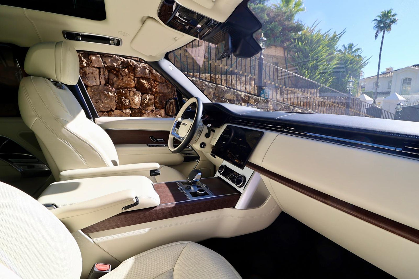 Range Rover L460 PHEV 2023 · Verde Belgravia