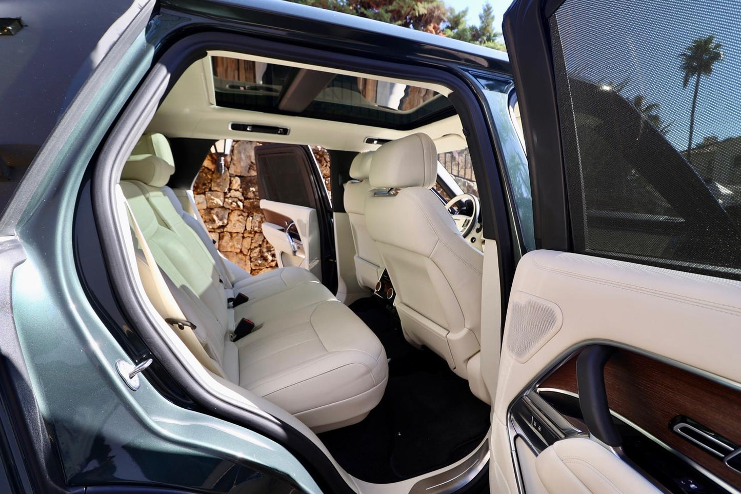 Range Rover L460 PHEV 2023 · Verde Belgravia