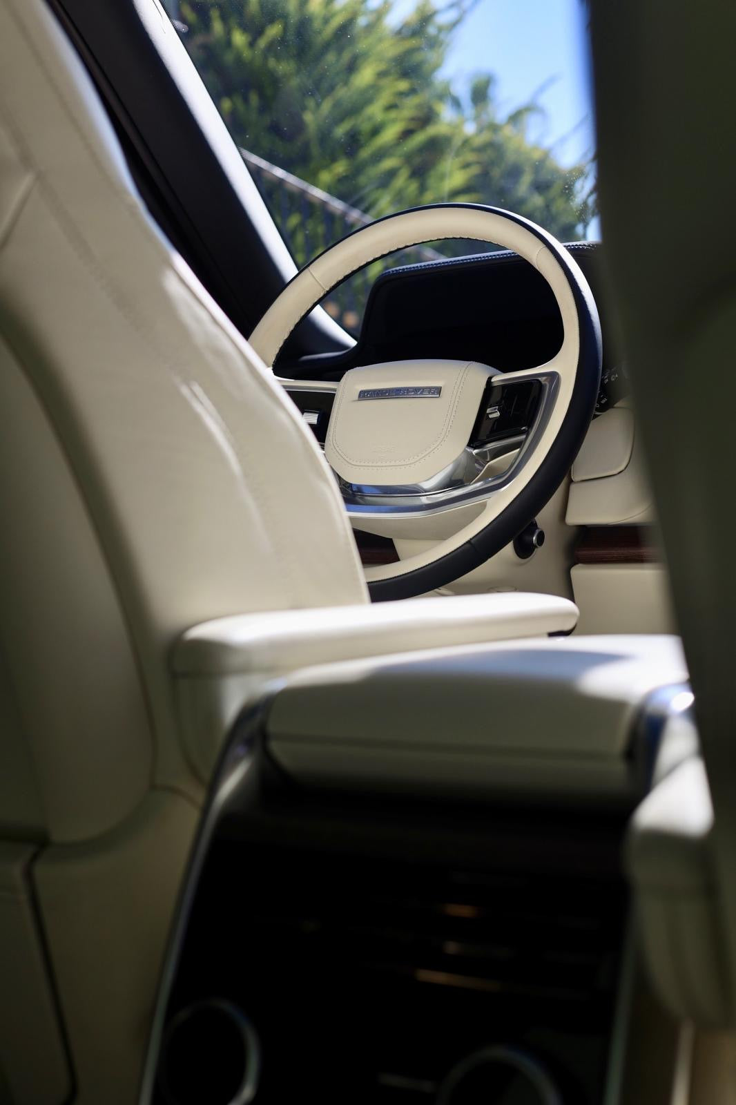 Range Rover L460 PHEV 2023 · Verde Belgravia