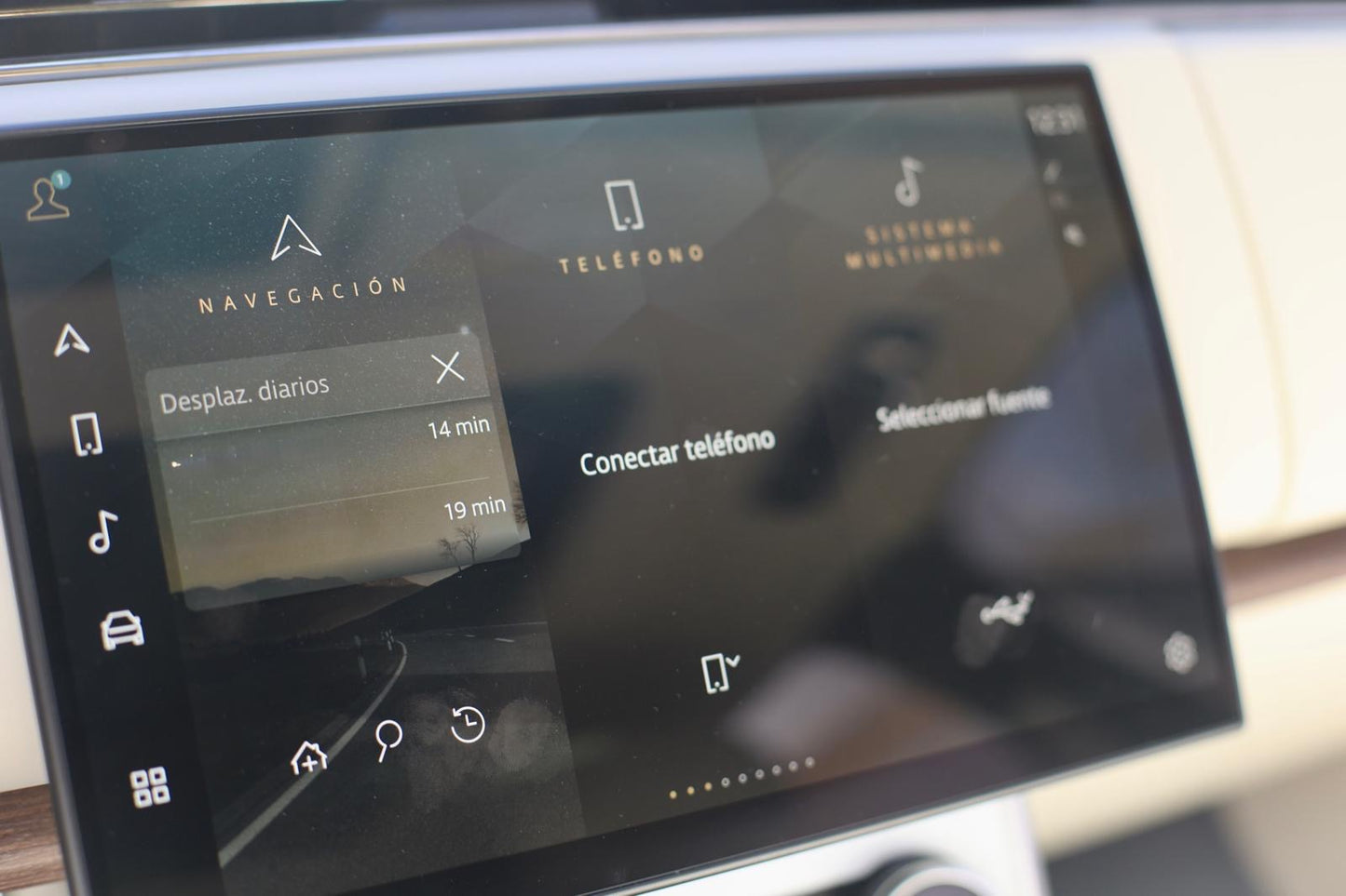 Range Rover L460 PHEV 2023 · Verde Belgravia