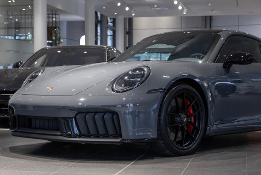 PORSCHE 911 Carrera GTS Coupe