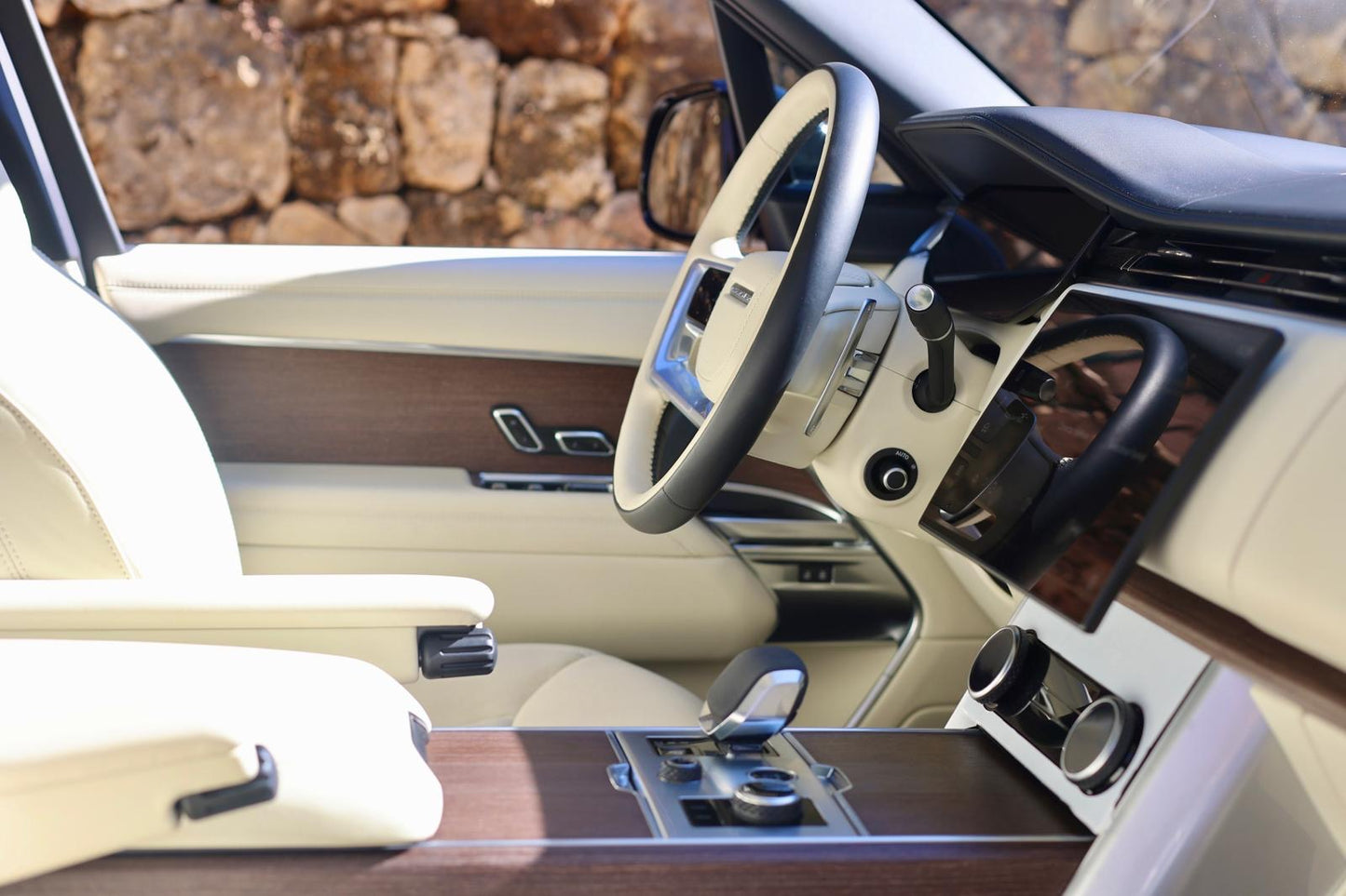 Range Rover L460 PHEV 2023 · Verde Belgravia